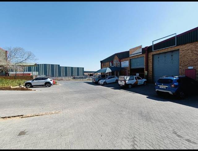 INDUSTRIAL PROPERTY TO RENT IN SAMRAND BUSINESS PARK